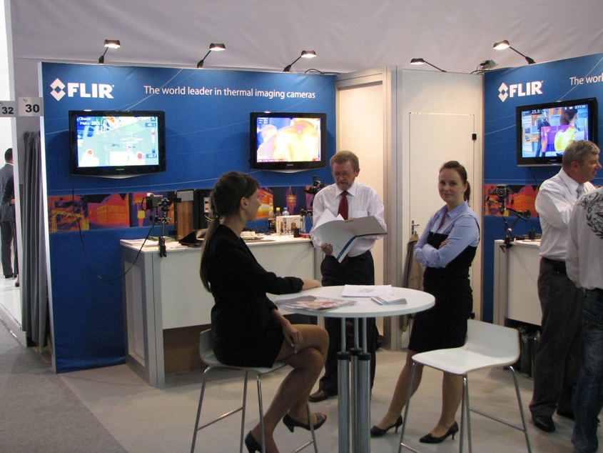 "Super targii. Zresztą jak zwykle. Olbrzymie zainteresowanie nowymi produktami firmy FLIR. Wielu zainteresowanych i chętnych do zakupu kamer. Na pewno będziemy w kolejnych edycjach" - powiedział Paweł Rutkowski