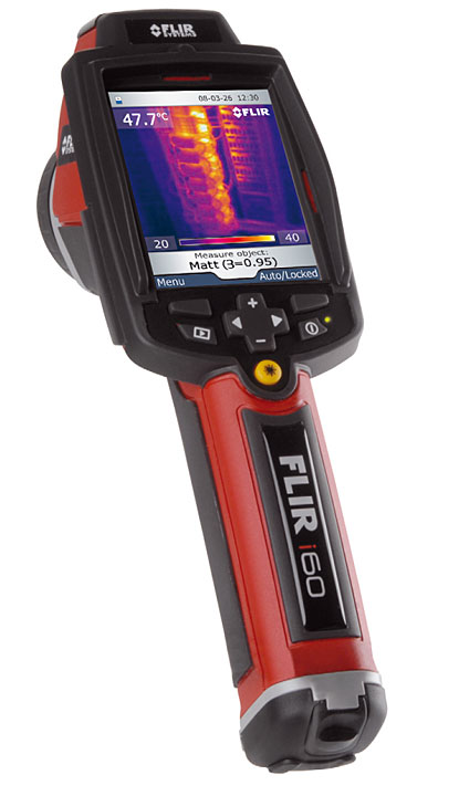 Fot. 2. Kamera Flir i60. Urządzenie cechuje się niewielką masą i rozdzielczością 180 x180 pikseli. Przewidziano także wbudowany aparat cyfrowy. W urządzeniu uwzględniono funkcję Obraz w Obrazie (PiP), łączącą obraz widzialny z termowizyjnym dla profesjonalnych analiz. Wskaźnik laserowy z markerem na termowizyjnym obrazie wyświetlanym na ekranie LCD sprawia, że inspekcje elektryczne i mechaniczne są bardziej wydajne.