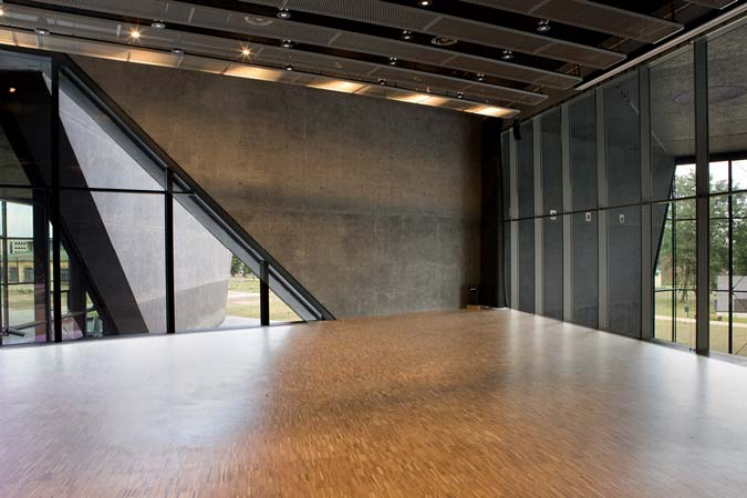 Sala wielofunkcyjna na 1. piętrze Muzeum Sala wielofunkcyjna na 1. piętrze MLP