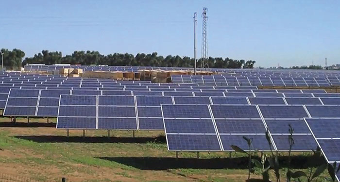 Centralny monitoring i sterowanie grupą elektrowni słonecznych