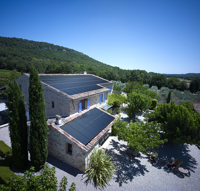 Instalacje fotowoltaiczne na dachu