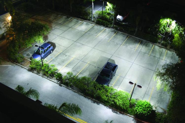 Oświetlenie parkingów lampami LED Oświetlenie parkingów lampami LED