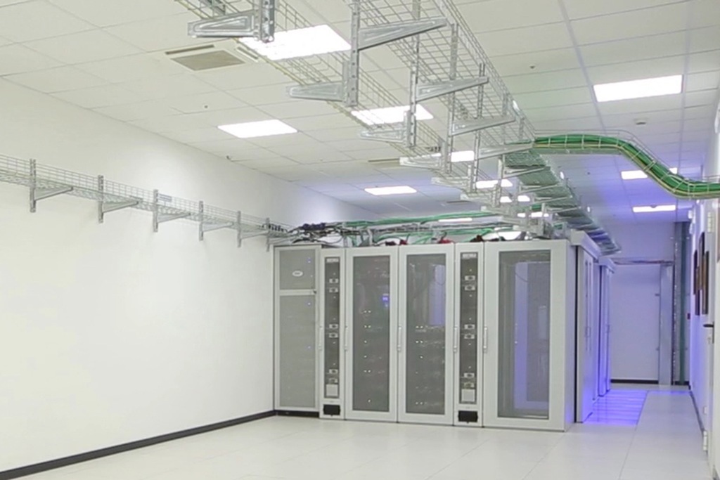 W pierwszej fazie projektu w infrastrukturę IT Rittal wyposażono dwie z czterech stref W pierwszej fazie projektu w infrastrukturę IT Rittal wyposażono dwie z czterech stref