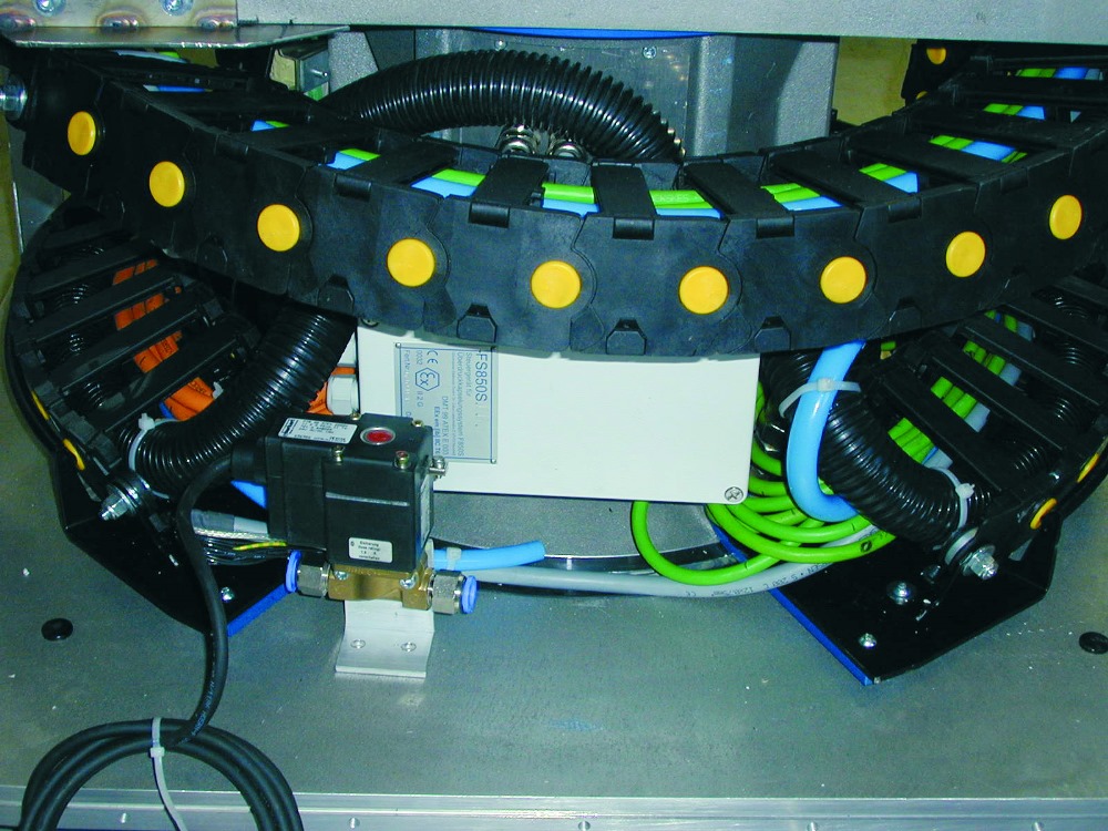 APPL_AUTO_CHAIN_ROBOT_DETAIL