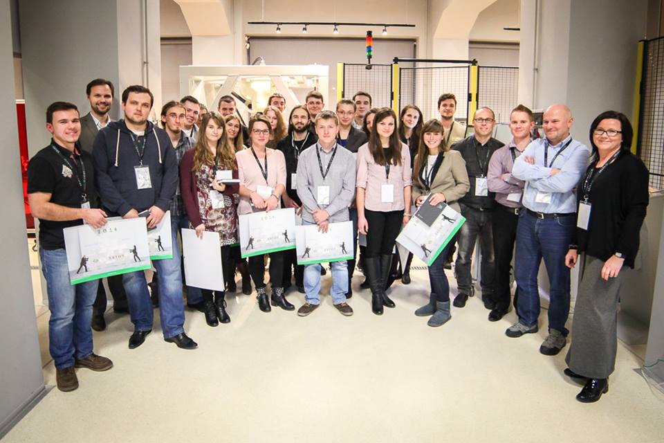 Uczestnicy Akademii Młodego Project Managera w ASTOR Innovation Room