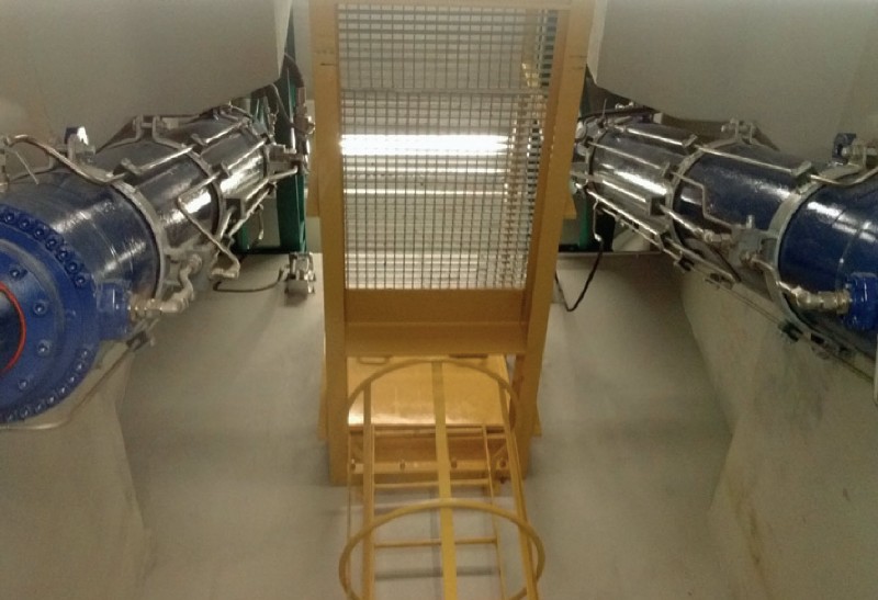 Agregaty hydrauliczne w sterowni filara Agregaty hydrauliczne w sterowni filara