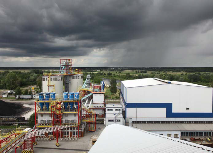 Instalacje starej (prawa strona) i nowej (lewa strona) biomasy Instalacje starej (prawa strona) i nowej (lewa strona) biomasy