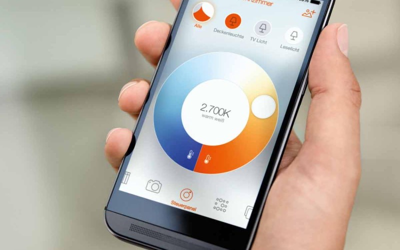 Sterowanie oświetleniem z Osram Lightify jest niezwykle proste i może odbywać się z dowolnego miejsca przy pomocy specjalnie dedykowanej aplikacji w smartfonie lub tablecie.