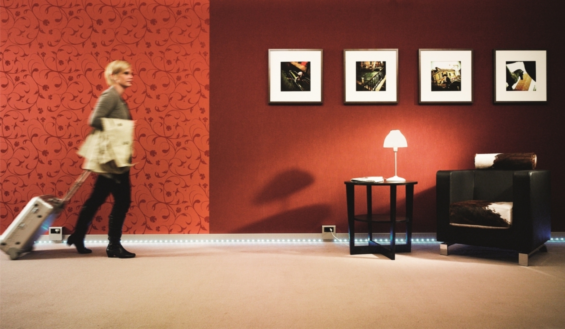 Elektroinstalacyjne listwy przypodłogowe tehalit.SL firmy Hager elektroinstalacyjne listwy przypodłogowe tehalit.SL firmy Hager