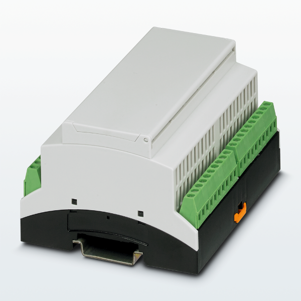 Fot.1. Zestaw z obudową serii BC zawiera komplet terminali przyłączeniowych. Fot.1. Zestaw z obudową serii BC zawiera komplet terminali przyłączeniowych.