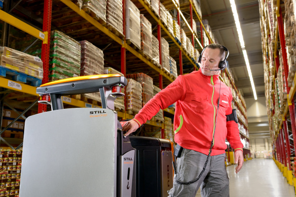 iGo neo, fot. STILL iGo_neo_Fot._STILL_2