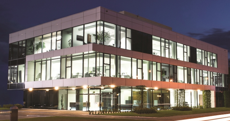 Centrum Biurowo-Szkoleniowe w Tychach Centrum Biurowo-Szkoleniowe w Tychach