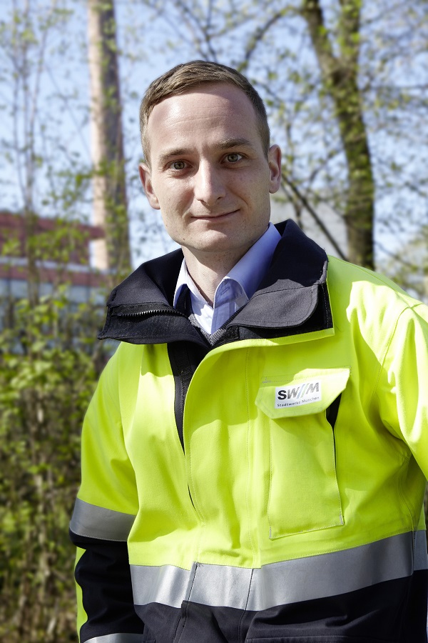 Maximilian Gruner i jego zespół Obwodów Wtórnych Systemów Energetycznych odpowiadają za dobór komponentów zabezpieczających - SWM zdecydował się stosować system FAME na wszystkich poziomach napięć Maximilian Gruner i jego zespół Obwodów Wtórnych Systemów Energetycznych odpowiadają za dobór komponentów zabezpieczających - SWM zdecydował się stosować system FAME na wszystkich poziomach napięć