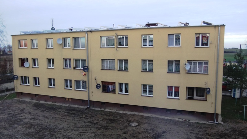 Budynek wielorodzinny w miejscowości Zielonki [źródło: PORT PC/ NIBE-BIAWAR]