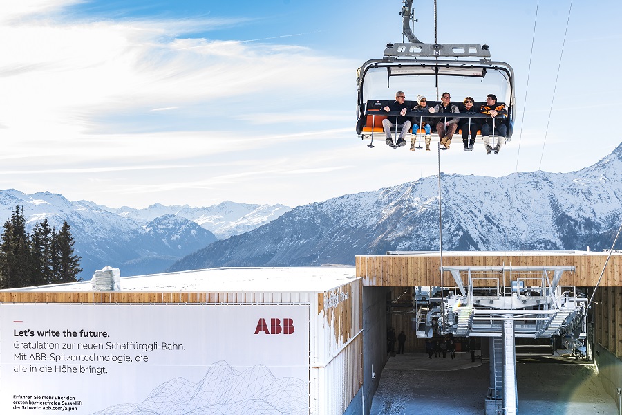 Energooszczędny wyciąg krzesełkowy przystosowany dla osób z niepełnosprawnościami Energooszczędny wyciąg krzesełkowy przystosowany dla osób z niepełnosprawnościami