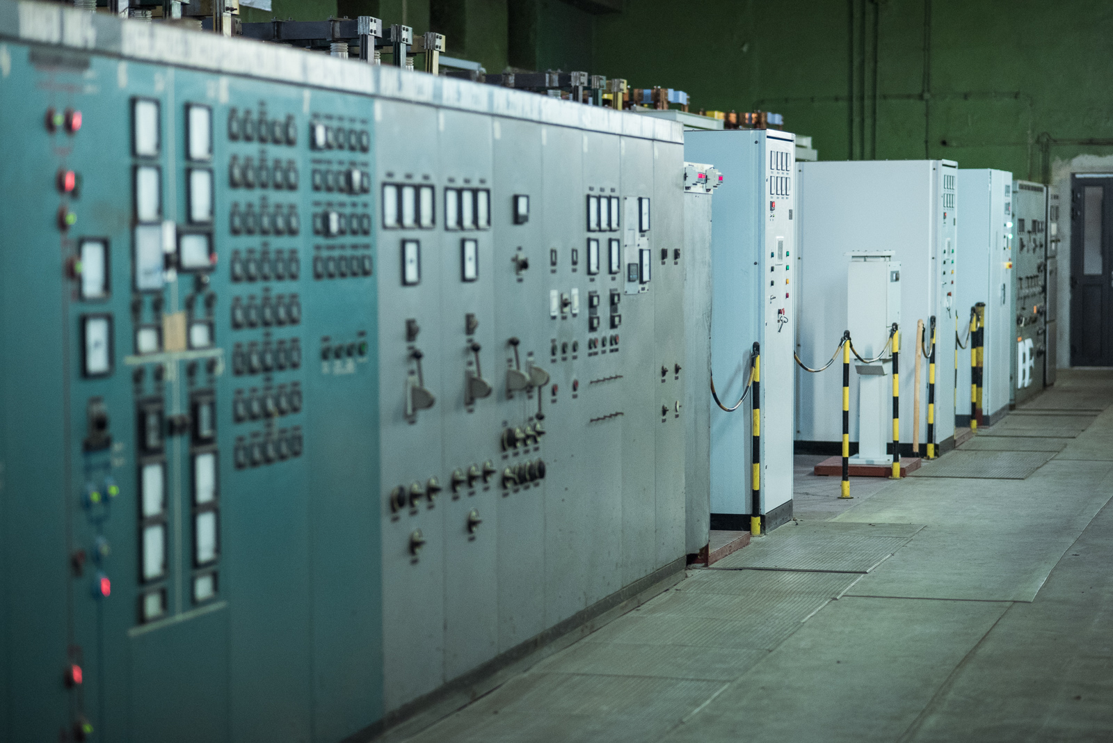 Dwa nowe zespoły prostownikowe w Dziale Elektrolizy Cynku Zakładów Górniczo-Hutniczych „Bolesław” w Bukownie