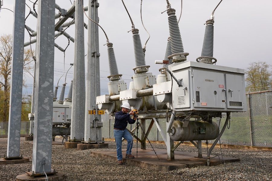 Fluke wprowadza na rynek kamerę z detektorem wycieków gazu Ti450 SF6 Fluke wprowadza na rynek kamerę z detektorem wycieków gazu Ti450 SF6