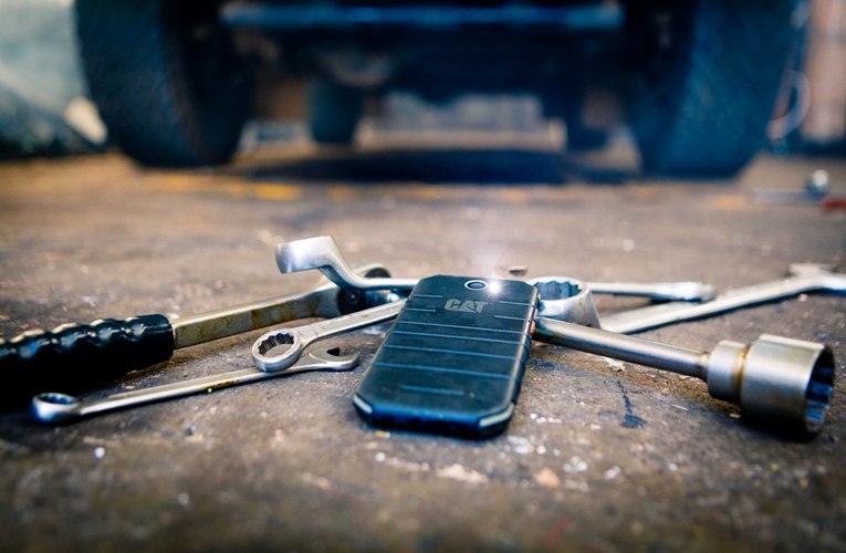 Stworzony, by przetrwać - nowy, wytrzymały smartfon Cat® S31 Stworzony, by przetrwać - nowy, wytrzymały smartfon Cat® S31