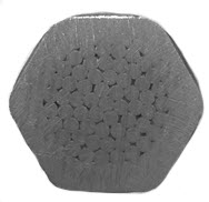 Przykład końcówka zaciśniętej za pomocą matrycy sześciokątnej na kablu z żyłą typu RM    