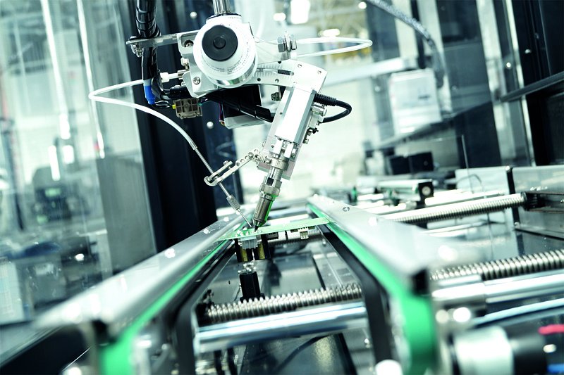 Robot lutowniczy Robot lutowniczy REECO RE-2100