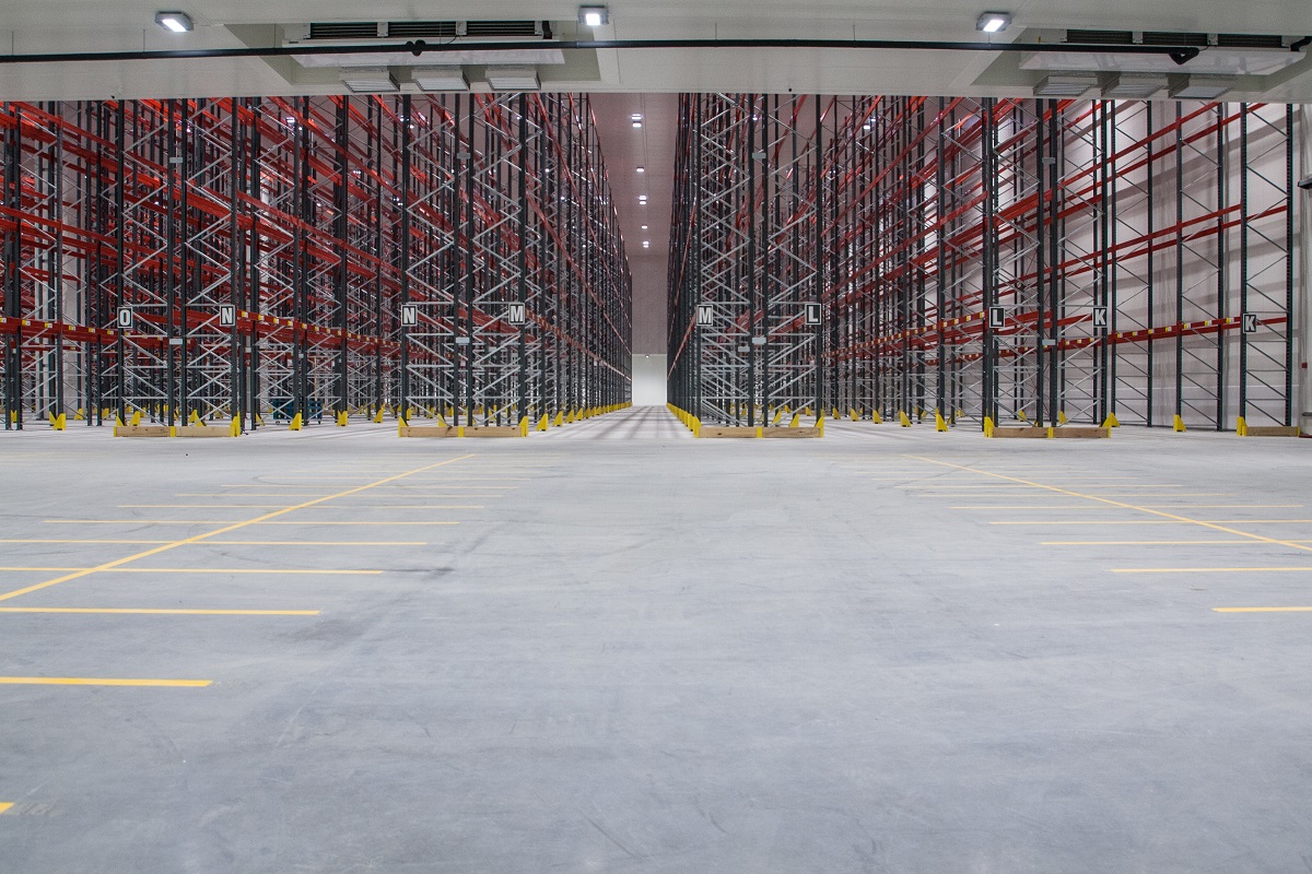 Wysokie regały składowania w mroźniach PAGO.jpg Wysokie regały składowania w mroźniach PAGO.jpg