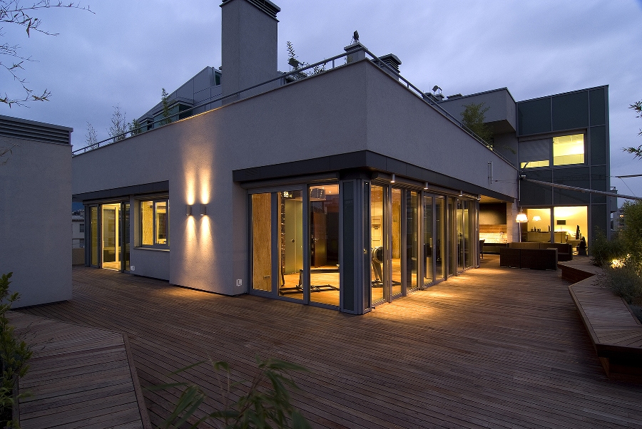 Osprzęt hermetyczny TEKNO na elewacji budynku Osprzęt hermetyczny TEKNO na elewacji budynku