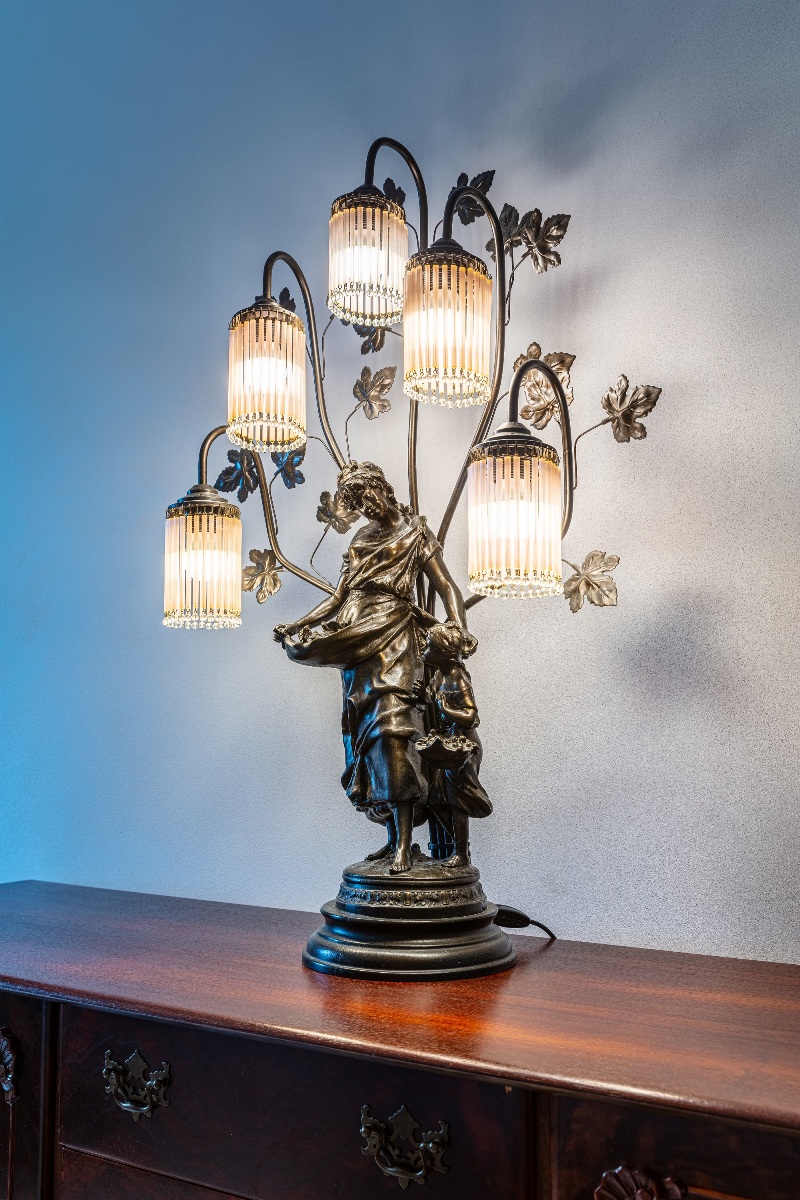 Mleczny filament LED