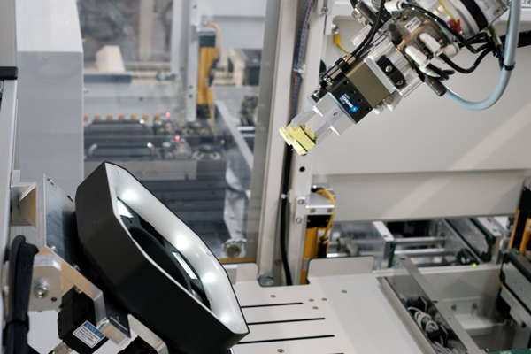 proces montażu THT elektronika PCB