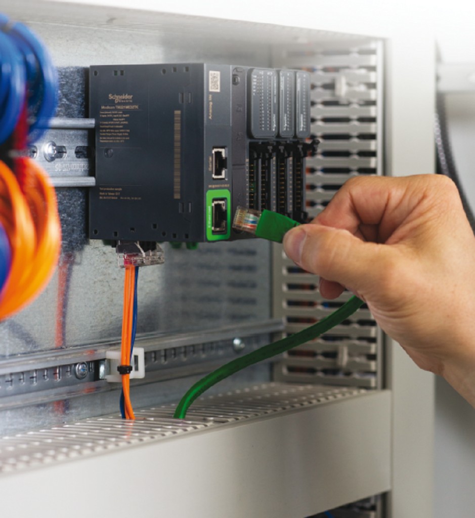 Rozdzielnica Smart Panel nowym produktem w grupie inteligentnych rozwiązań EcoStruxure Power