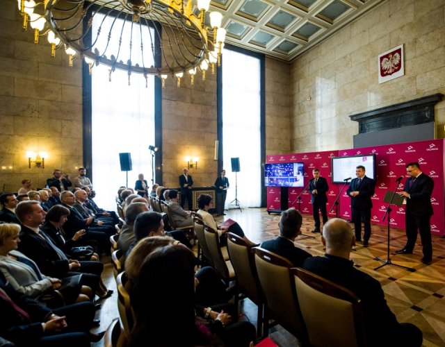 TAURON wykształci przyszłych energetyków w 21 nowych klasach patronackich