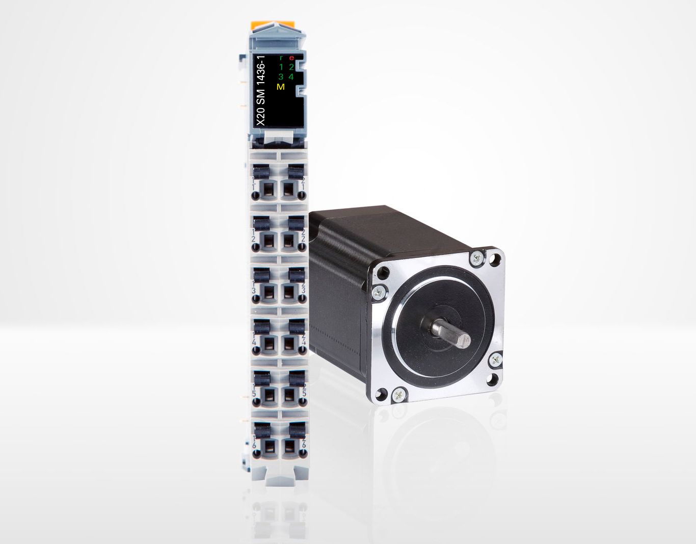 Nowy moduł silnika krokowego z serii X20 zapewnia bezczujnikową i zależną od obciążenia regulację prądu.