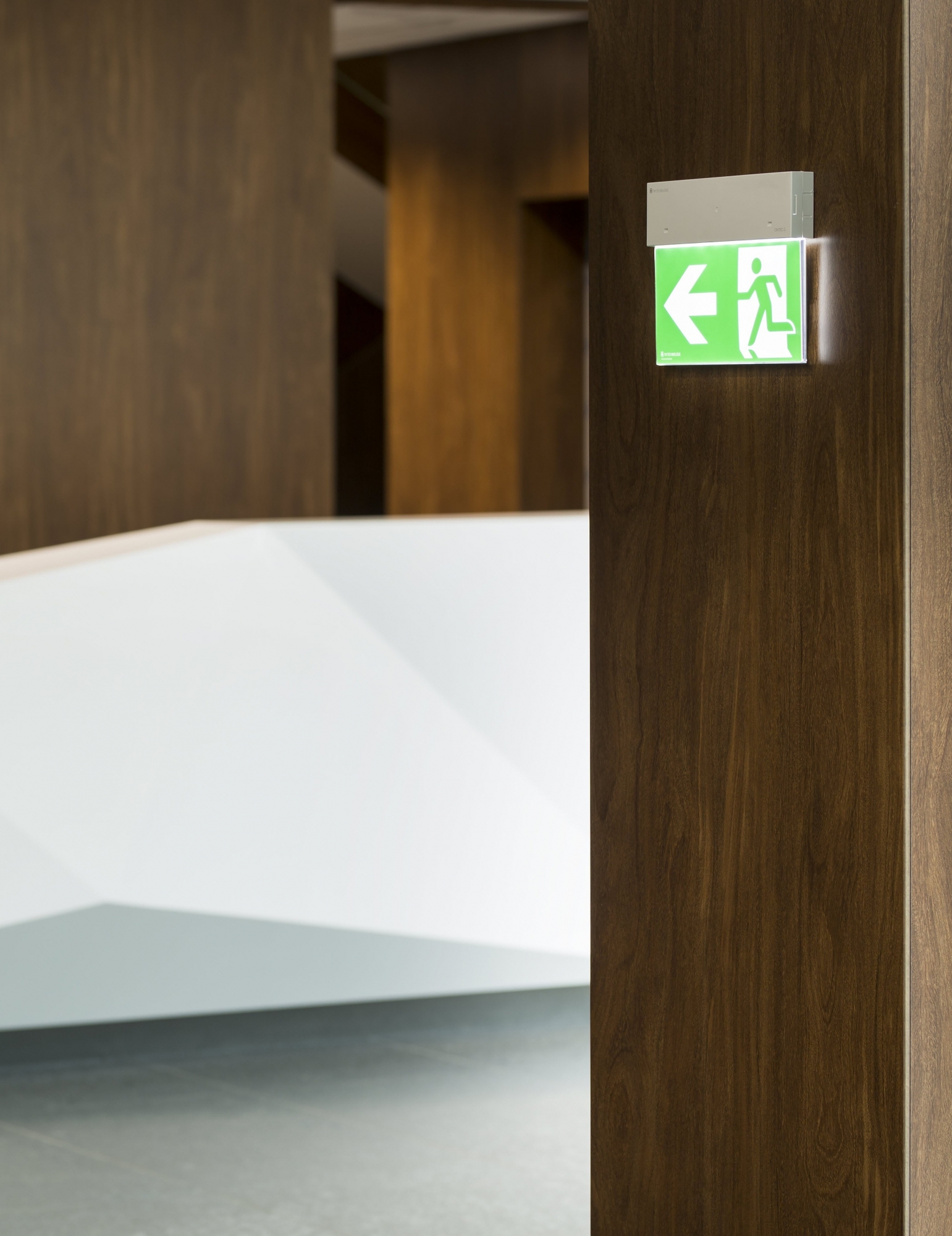 Oprawa ewakuacyjna ONTEC E