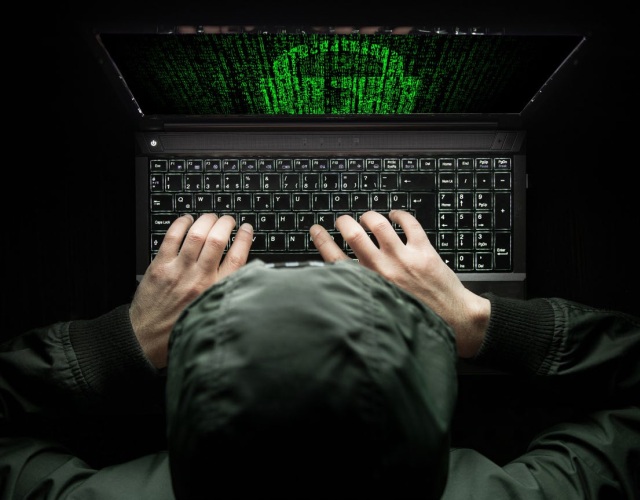 Jak chronić sieci przemysłowe przed cyberatakami?