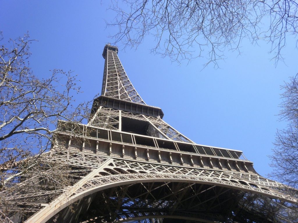 Oryginalna konstrukcja została zachowana oraz wyposażona w nowoczesne komponenty i inteligentne rozwiązanie, pozwalając zaoszczędzić 25% energii.