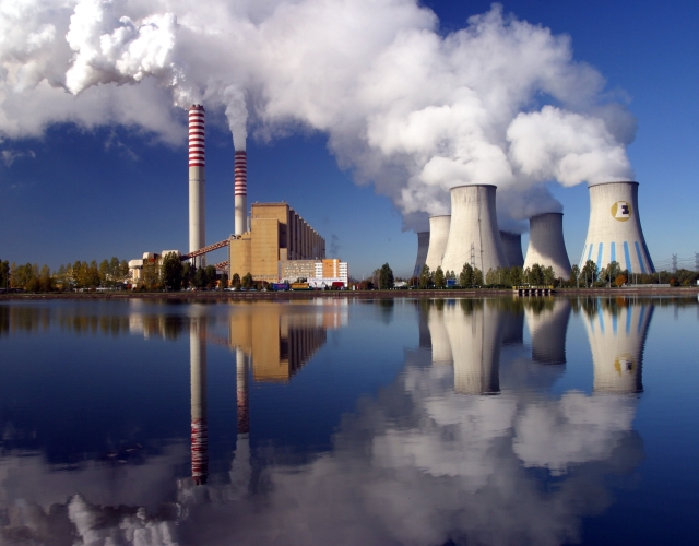 Elektrownia Bełchatów – największa na świecie elektrownia wytwarzająca energię elektryczną z węgla brunatnego