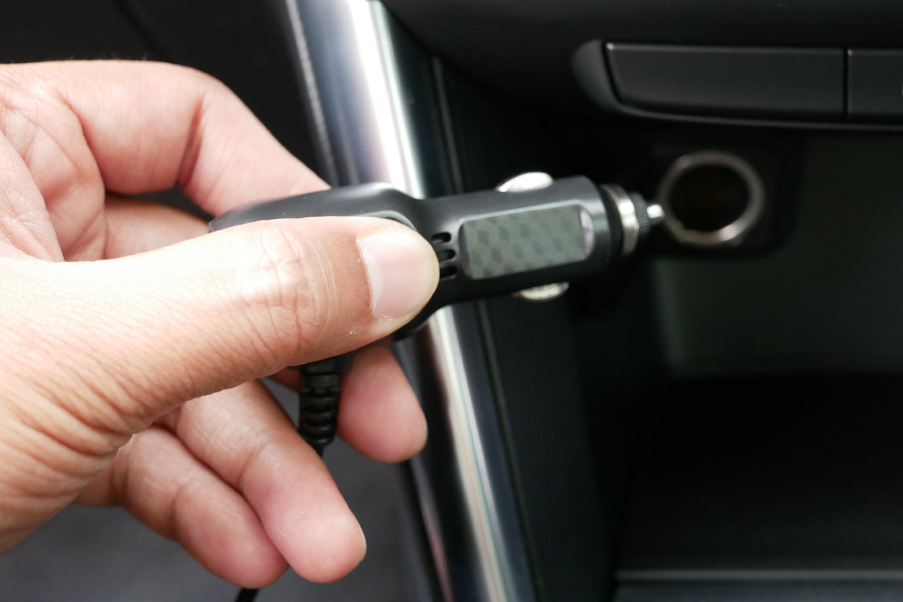 Przetwornica samochodowa 12v 230v