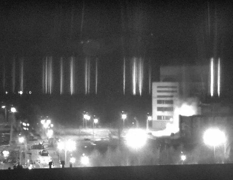 Zaporoska Elektrownia Jądrowa zajęta przez Rosjan - nagranie monitoringu