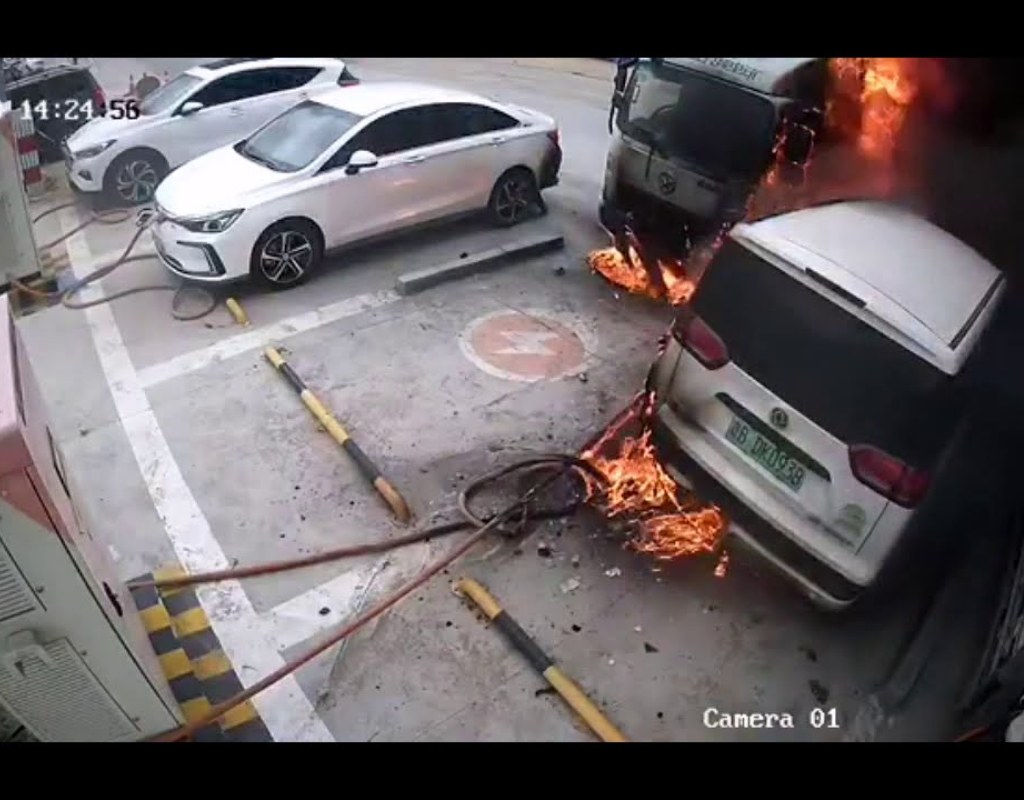 Pożar samochodu elektrycznego