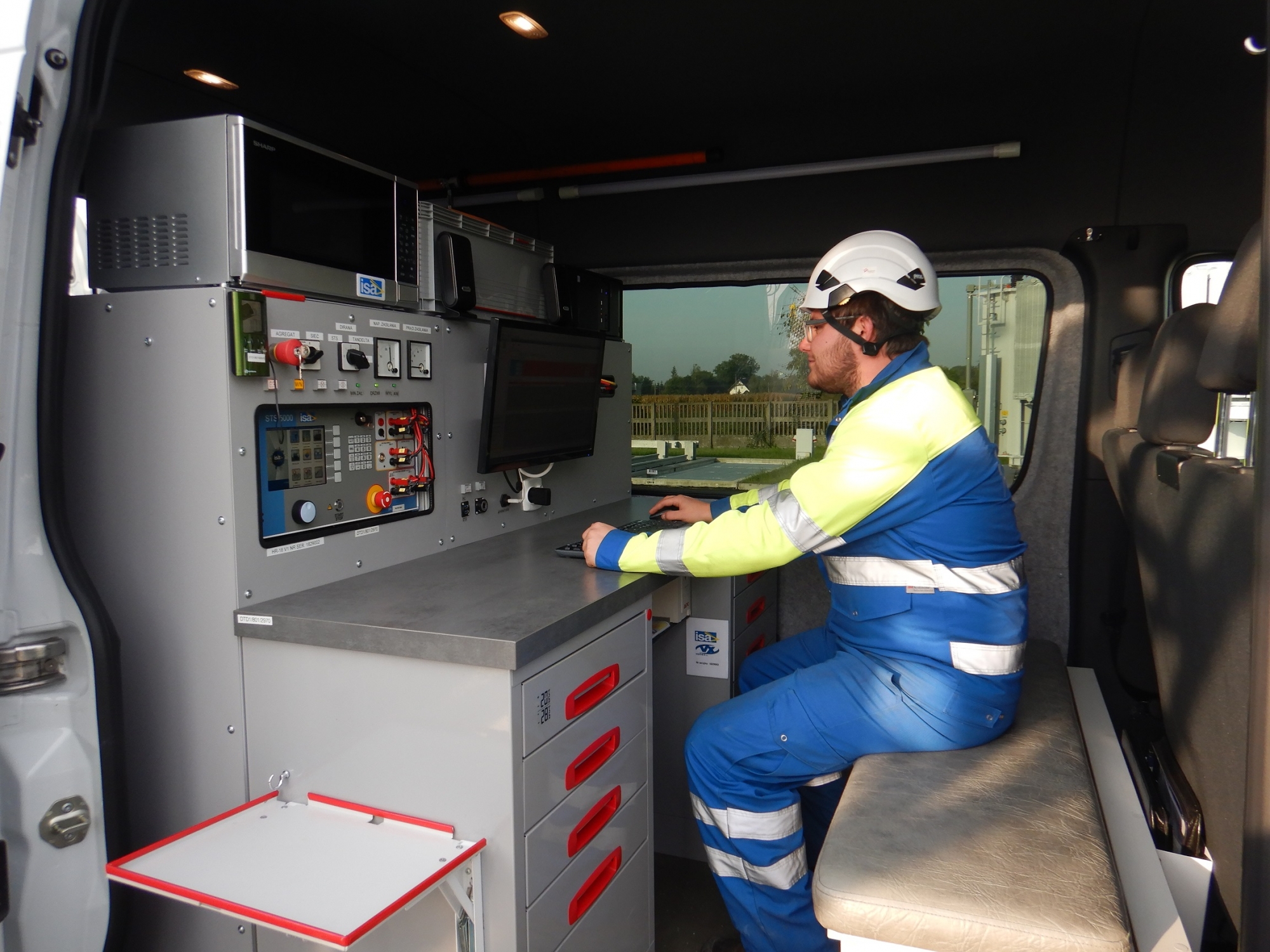 Mobilne laboratoria sposobem na awarie transformatorów