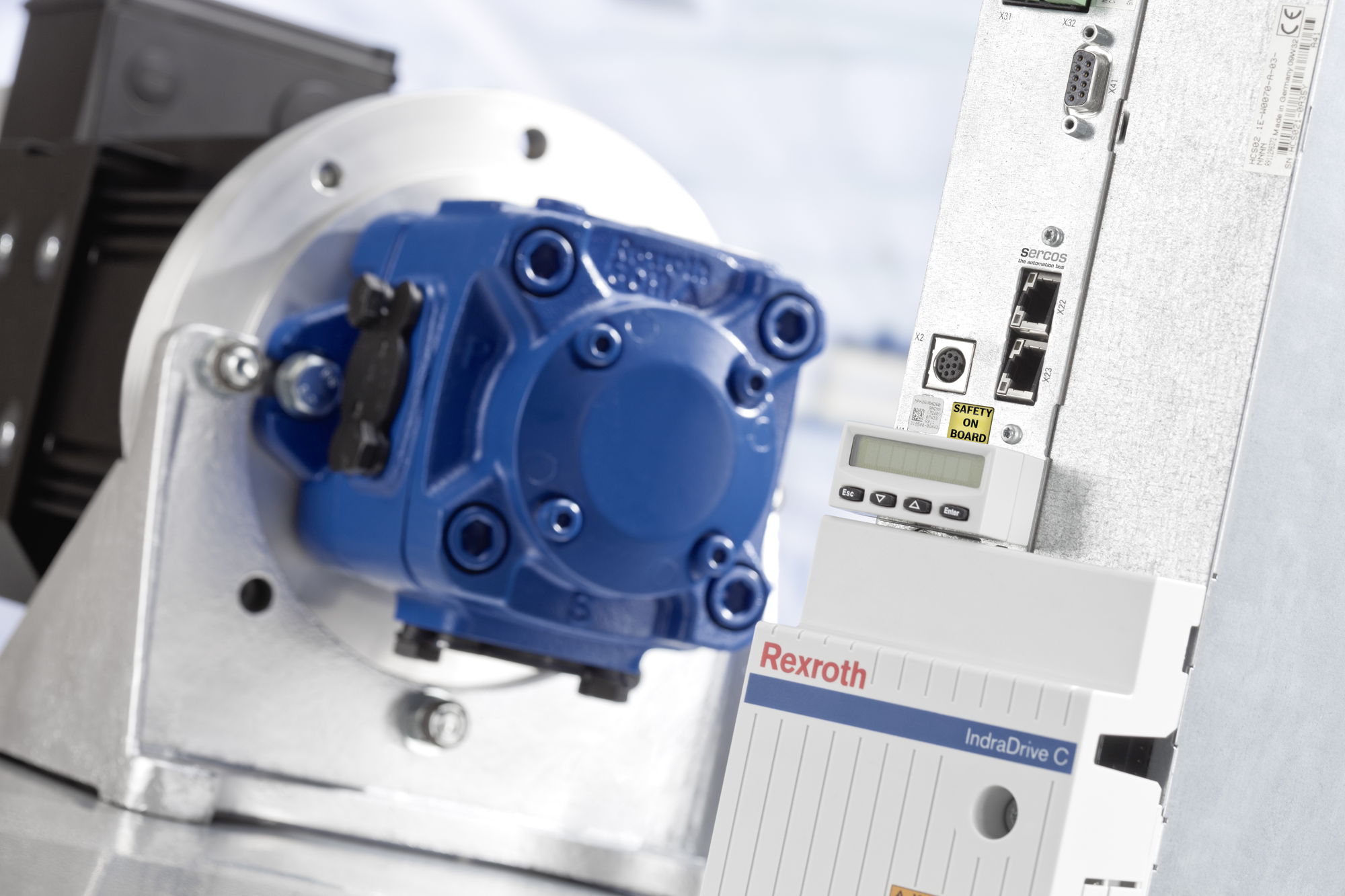 Sytronix: inteligentne i sprawne energetycznie napędy pomp o zmiennej prędkości obrotowej)