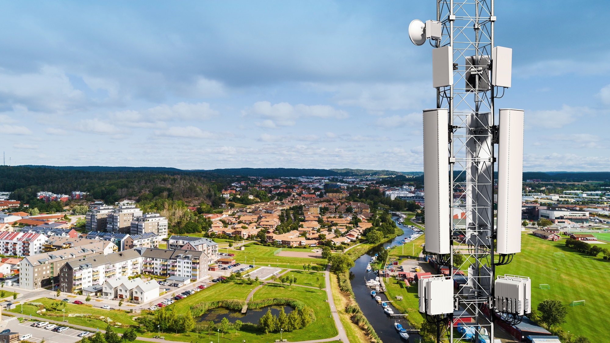 Ericsson informował o powstaniu milionowego urządzenia 5G „Made in Poland”, będącego sercem sieci 5G i głównym komponentem, wykorzystywanym do budowy infrastruktury komórkowej w wielu krajach Europy