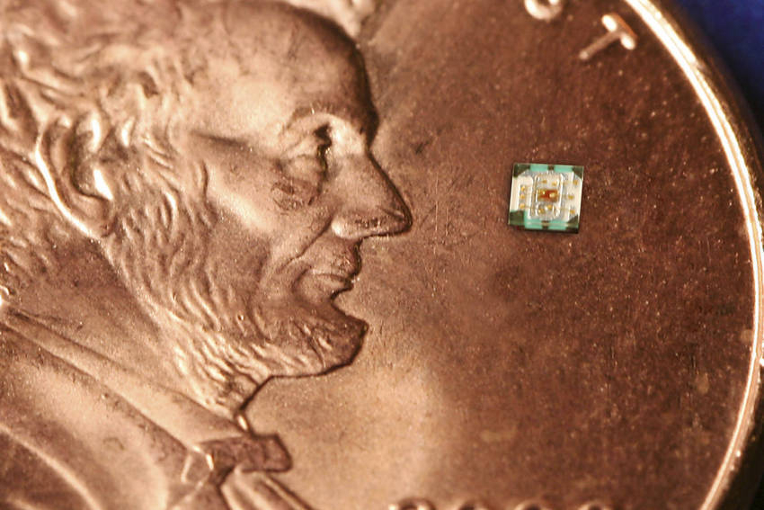 QuasarBrite 0404 RGB LED