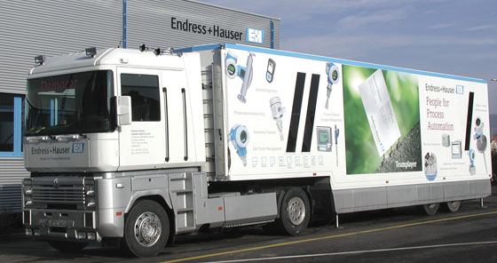 Democar - mobilna wystawa Endress+Hauser