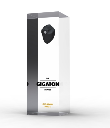 Statuetka Gigaton