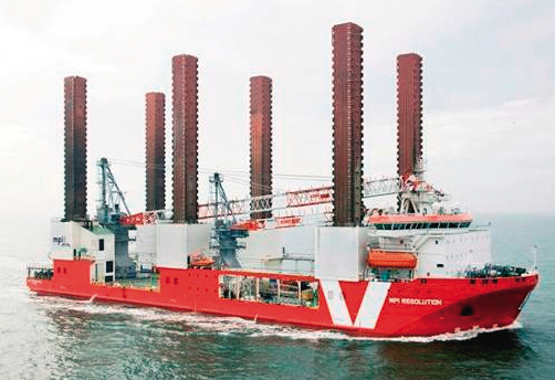 Statek do obsługi elektrowni wiatrowych z systemem „jack-up”