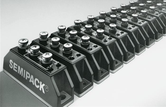 Elektroizolowany moduł dioda-tyrystor