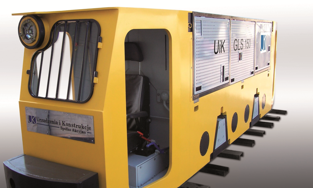 Lokomotywa szynowa UIK 150 GLS firmy Urządzenia i Konstrukcje Żory