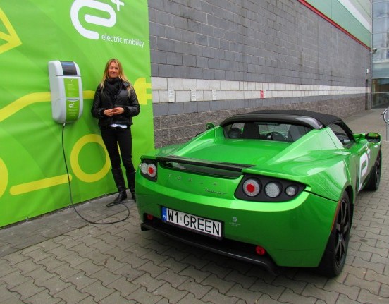 Pierwsza stacja ładowania samochodów elektrycznych w Łodzi