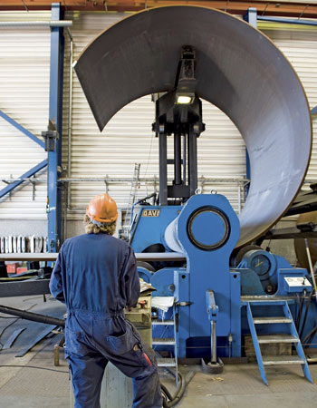 Produkcja elementów dla morskich elektrowni wiatrowych