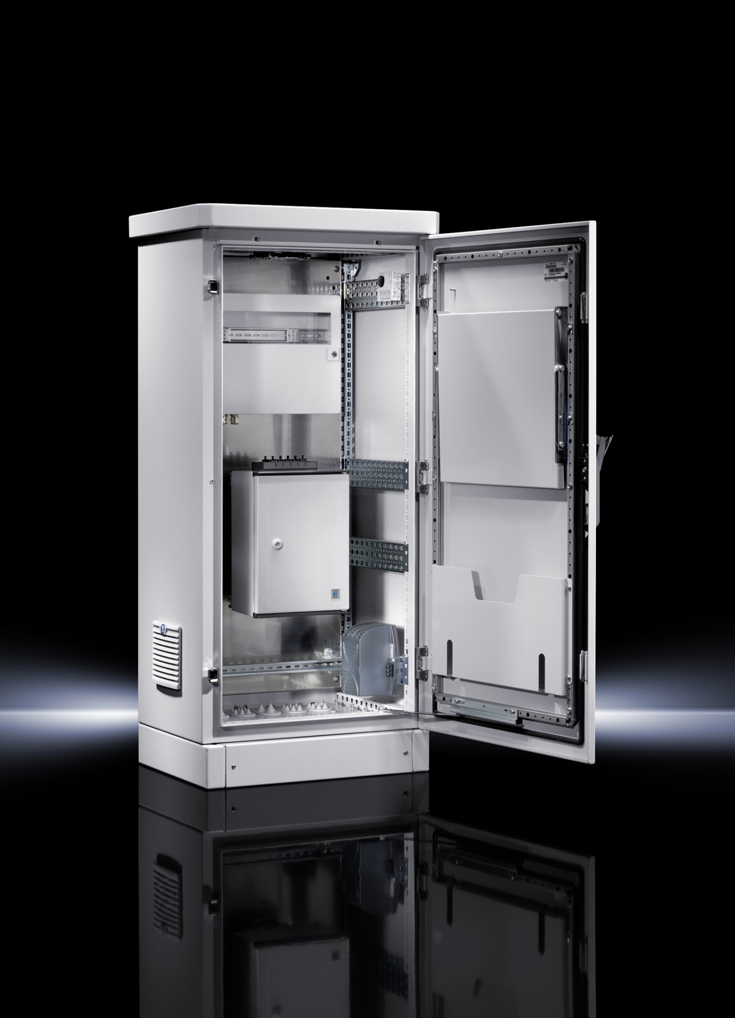 Aluminiowa obudowa zewnętrzna CS New Basic firmy Rittal